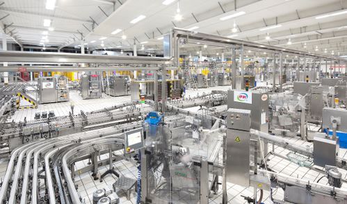 智能機器人研發助推伊利躋身制造業百強，彰顯中國科技與實業融合新高度